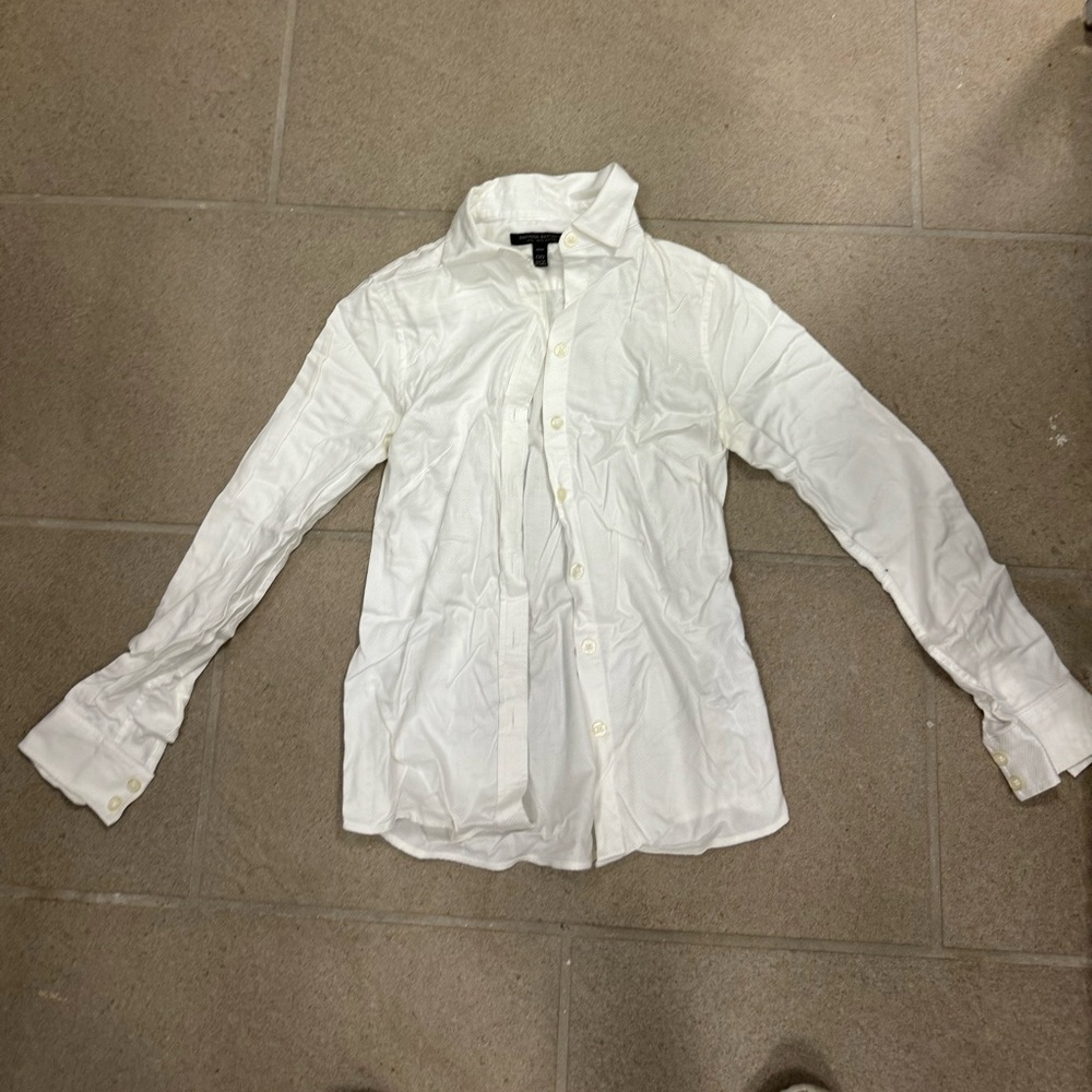 Banana Republic Women’s Long Sleeve Button Down Dress Shirt in White